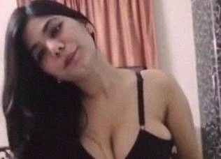 Heavy boobs Bangla beauty ka full nanga solo video